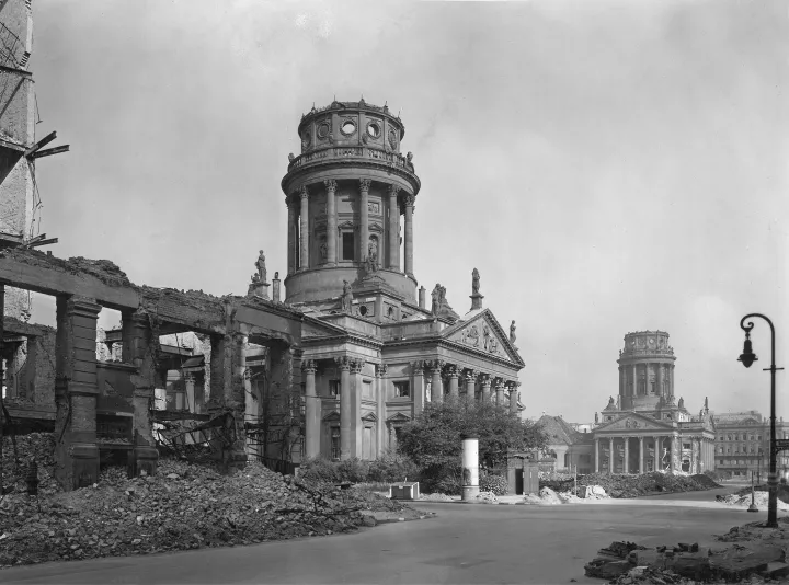 Side view of destroyed cathedral in black and white